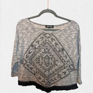 Absolutely Famous Crop Top Long Sleeve